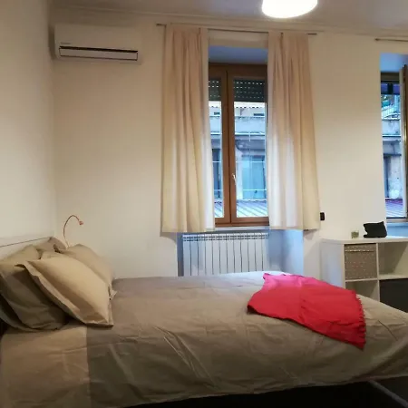 Metro Furio Camillo Διαμέρισμα *