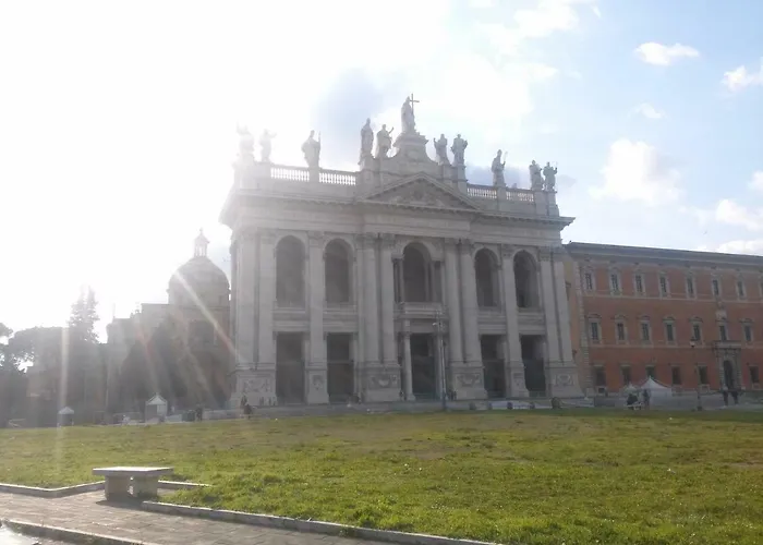 Metro Furio Camillo Apartment