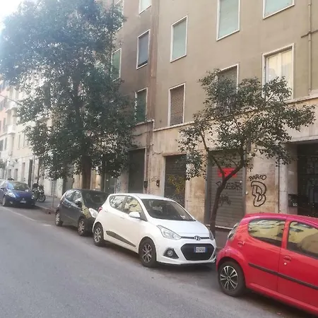 Metro Furio Camillo Apartamento