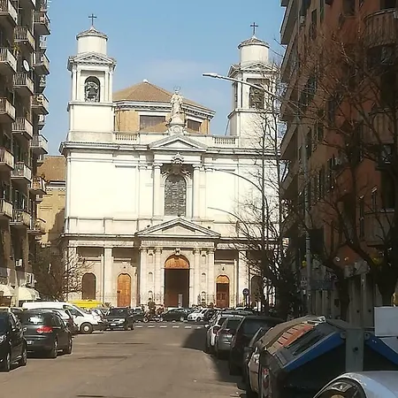 Metro Furio Camillo Roma